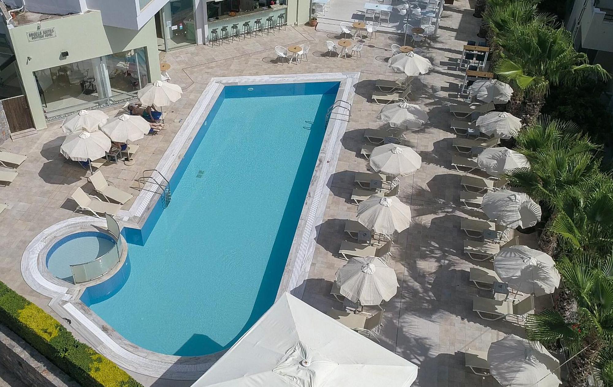 Angela Suites Boutique Hotel ซิสซี ภายนอก รูปภาพ
